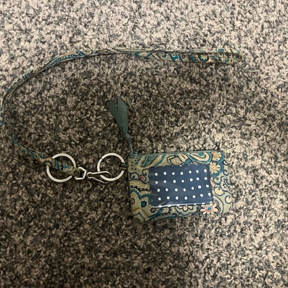 Vera Bradley around the neck wristlet - Picture 1 of 3